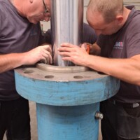 Regeneracja siłowników hydraulicznych - serwisanci MIS Technology